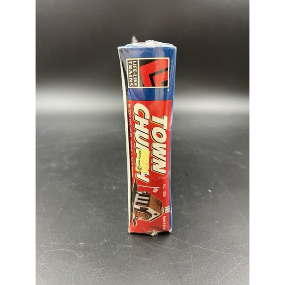 Life Like Trains Town Church HO Scale Building Kit - Picture 2 of 6